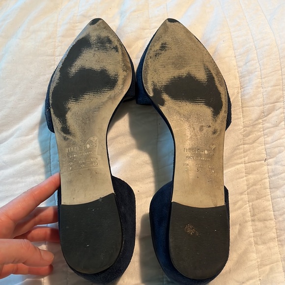 EUC Navy Suede D’orsay Flats - Picture 3 of 4